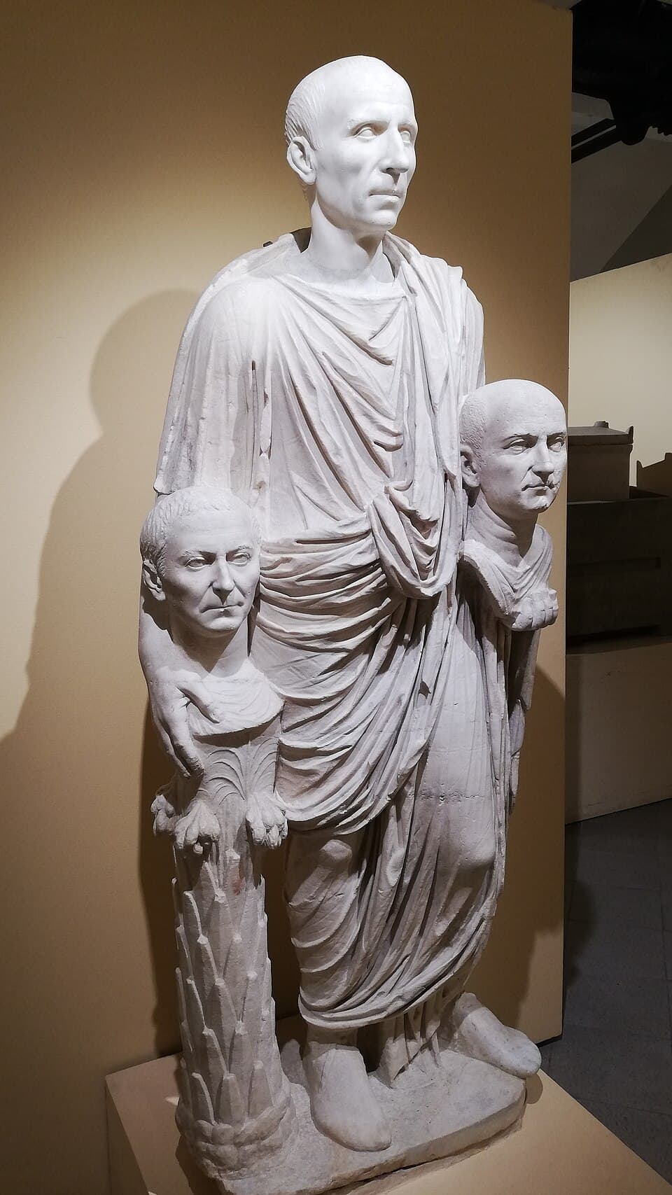 The Barberini togatus: a Roman patrician holding portrait busts of his ancestors